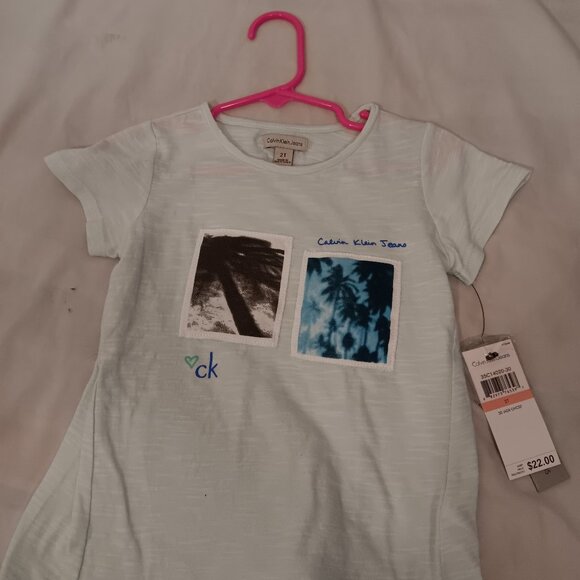 Girl's NWT T-Shirt - Picture 1 of 3